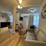 Apartment Beauty & *