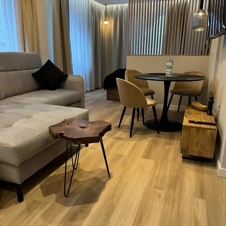 Apartament Beauty & *