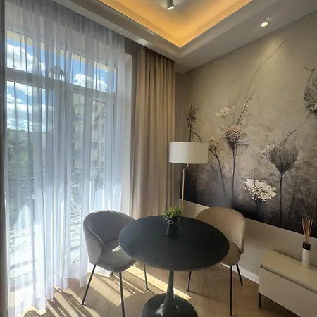 Beauty & Apartment