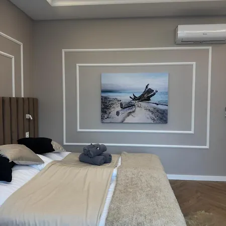 Apartment Beauty &
