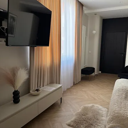Beauty & Apartment *